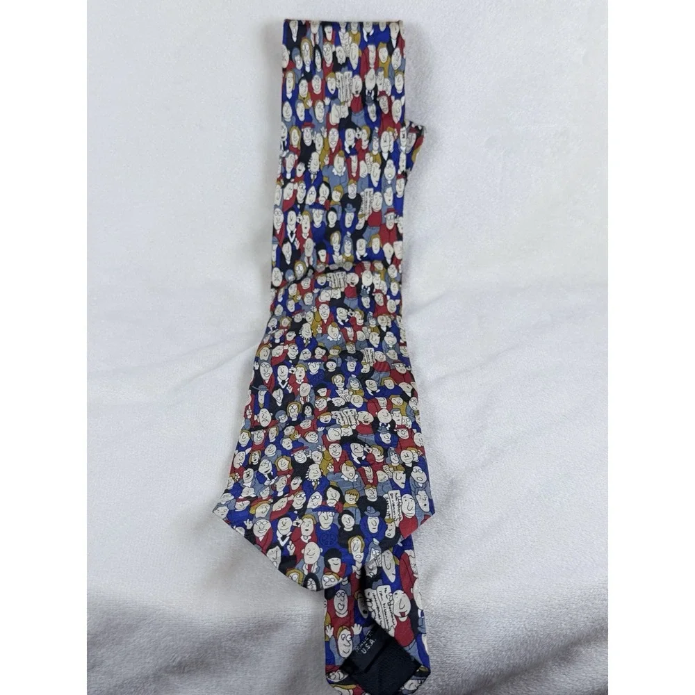 Museum Artifacts Silk Novelty Tie Historical Figures Cartoon Crowd Faces Necktie